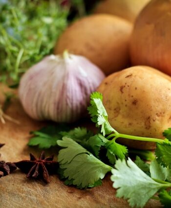 Pasja do gotowania po czterdziestce – dlaczego w tym wieku częściej odkrywamy radość z kuchni i eksperymentowania ze smakami